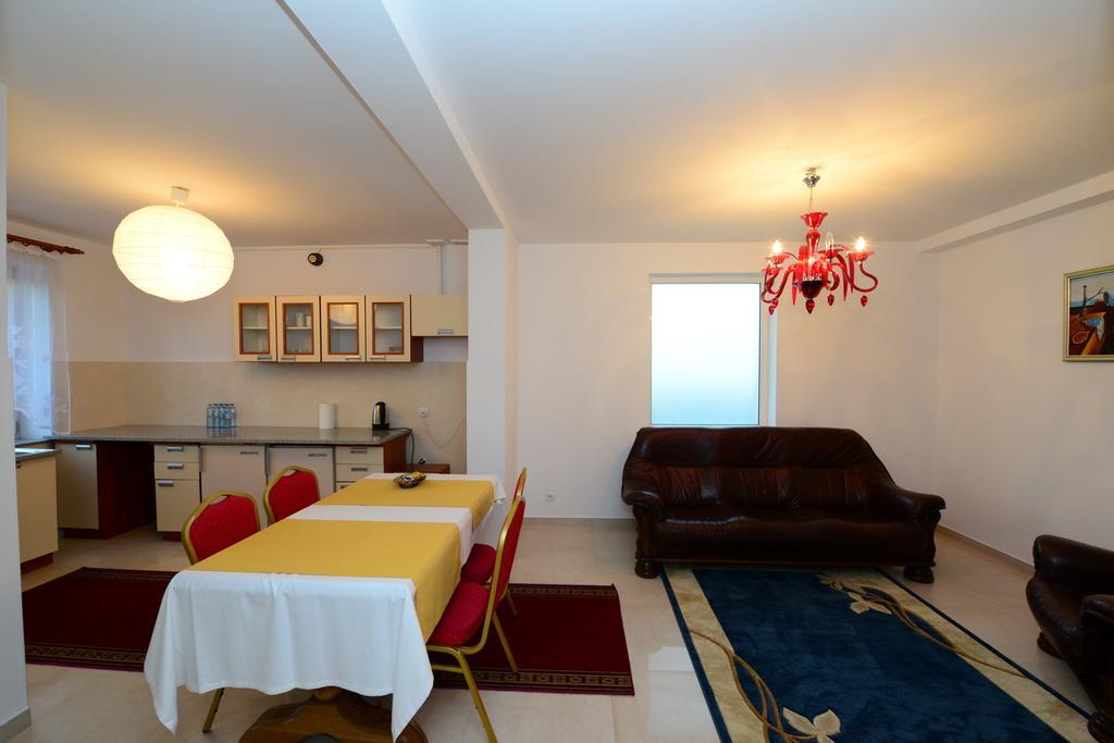 B&B Airport Modlin Nowy Dwór Mazowiecki Quarto foto