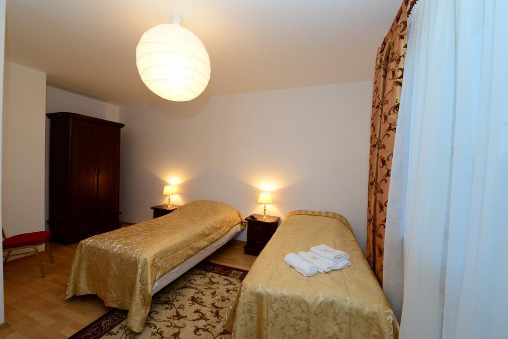 B&B Airport Modlin Nowy Dwór Mazowiecki Quarto foto